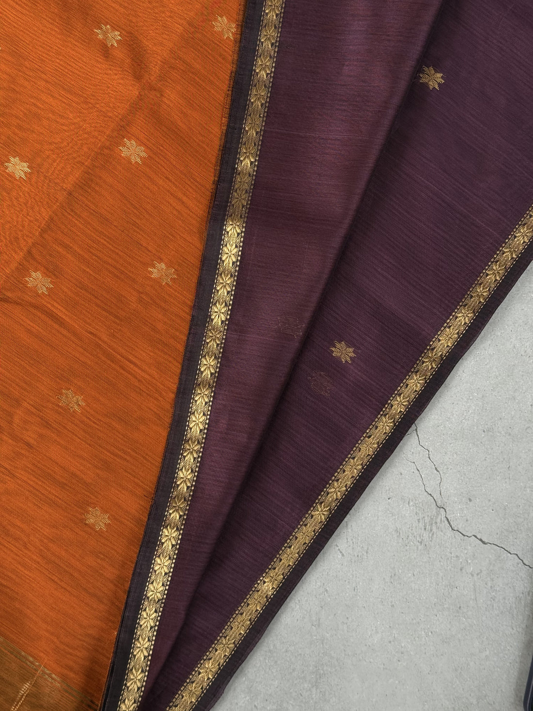 Jalaja| Brown And Mustard Maheshwari Silk Cotton Saree