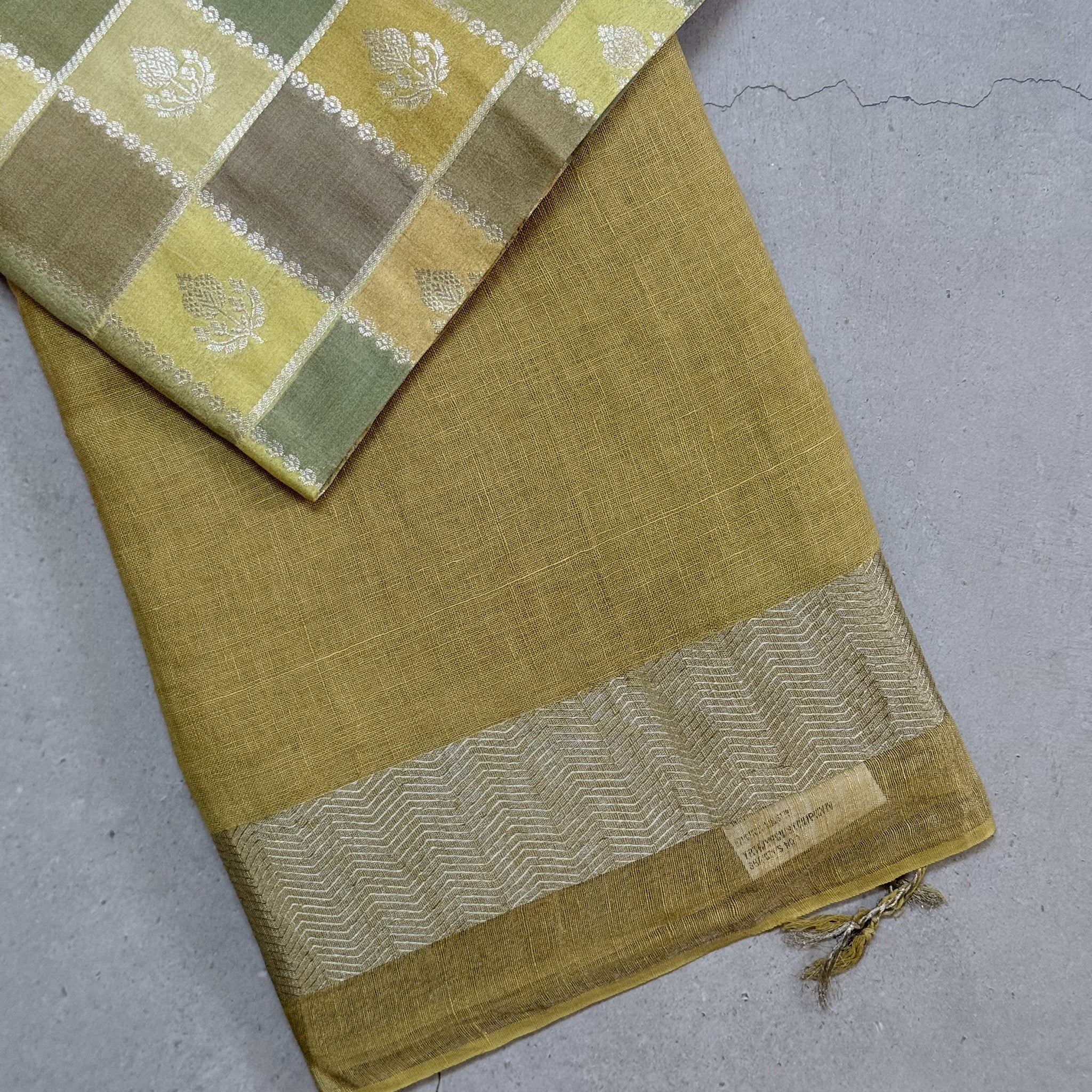 Kamalini | Mustard and Silver Pure Linen Saree