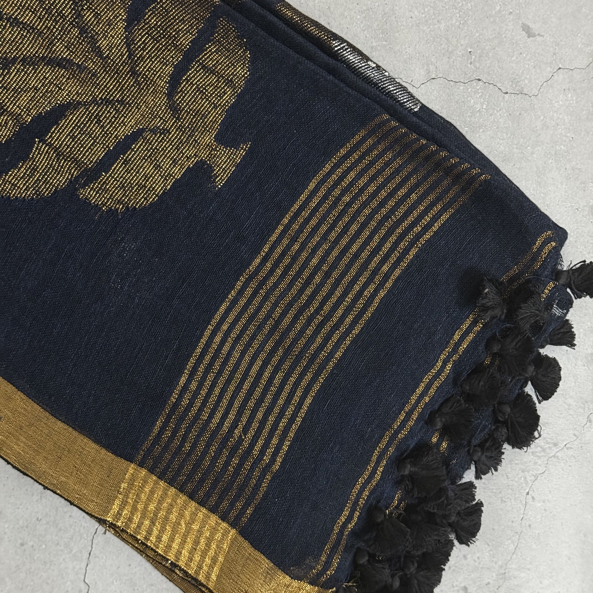 Manohari | Black and Gold Jamdani Pure Linen Saree