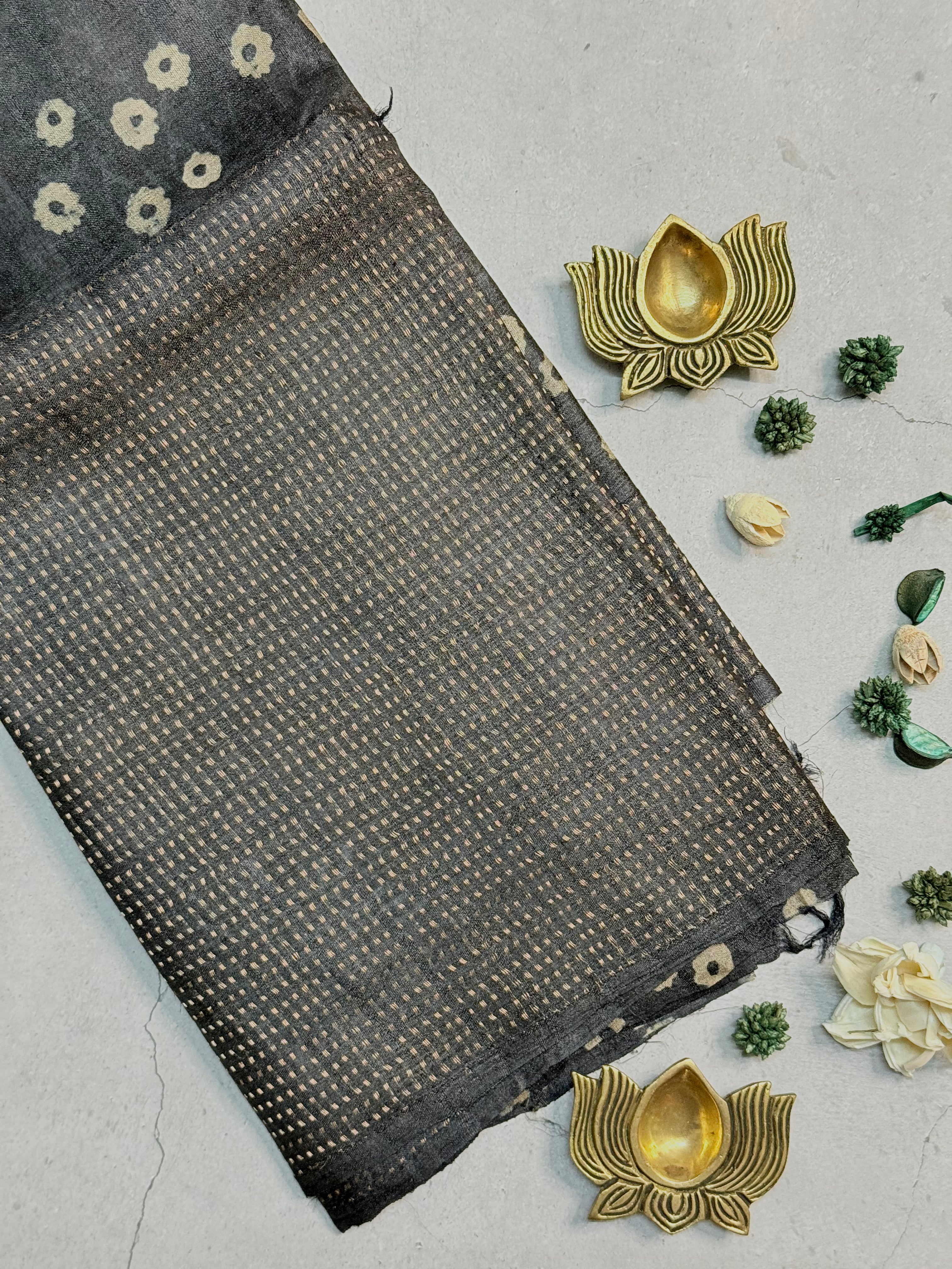 Mohanaa | Elephant Grey Batik Printed Tussar Silk Saree