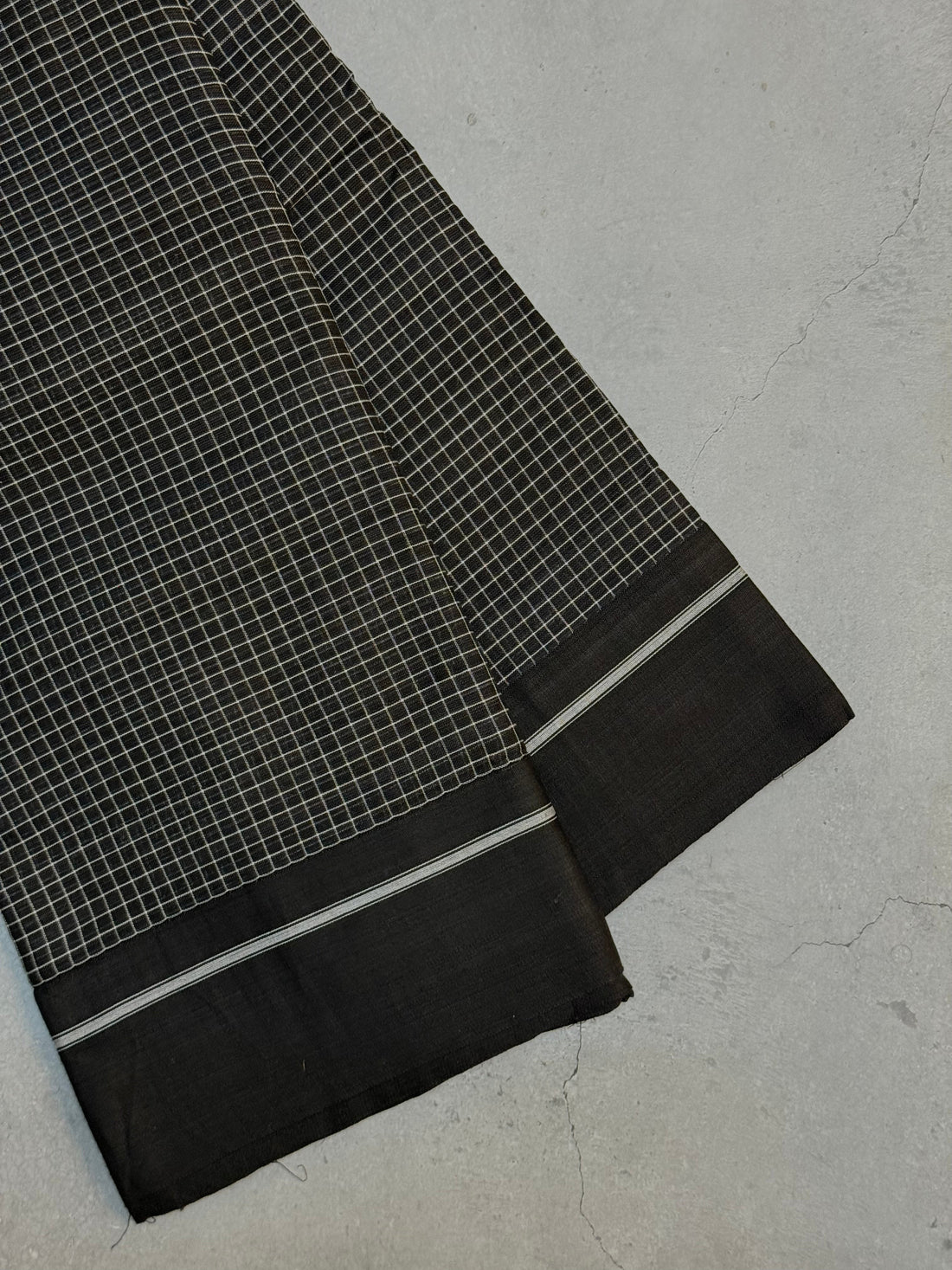 Raajatara | Black Cotton Saree