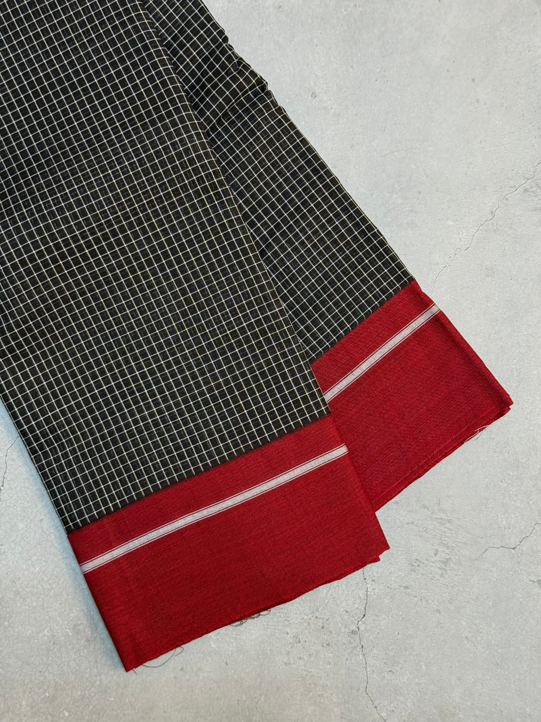 Tarangini | Red and Black Cotton Saree