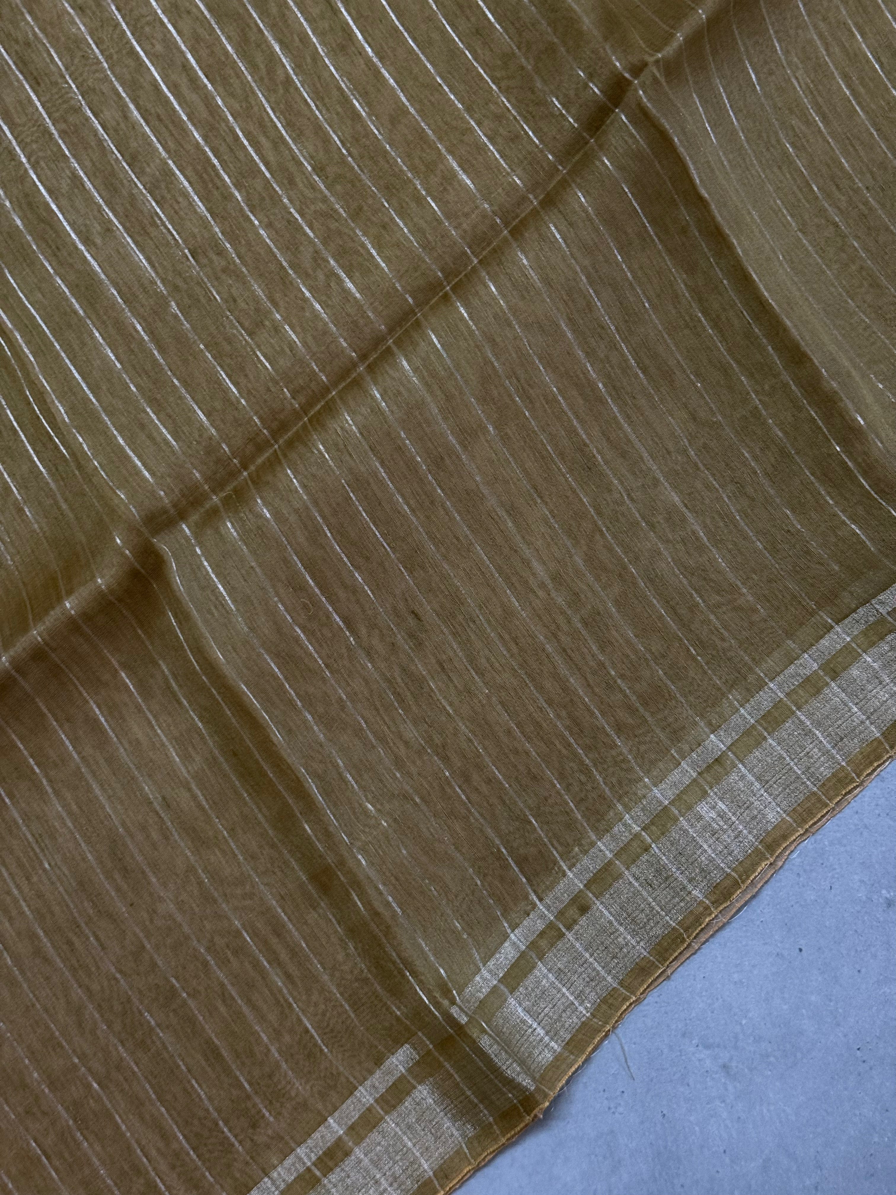 Venuvarnika | Green Beige  and Silver Pure Tissue Linen Silk Saree