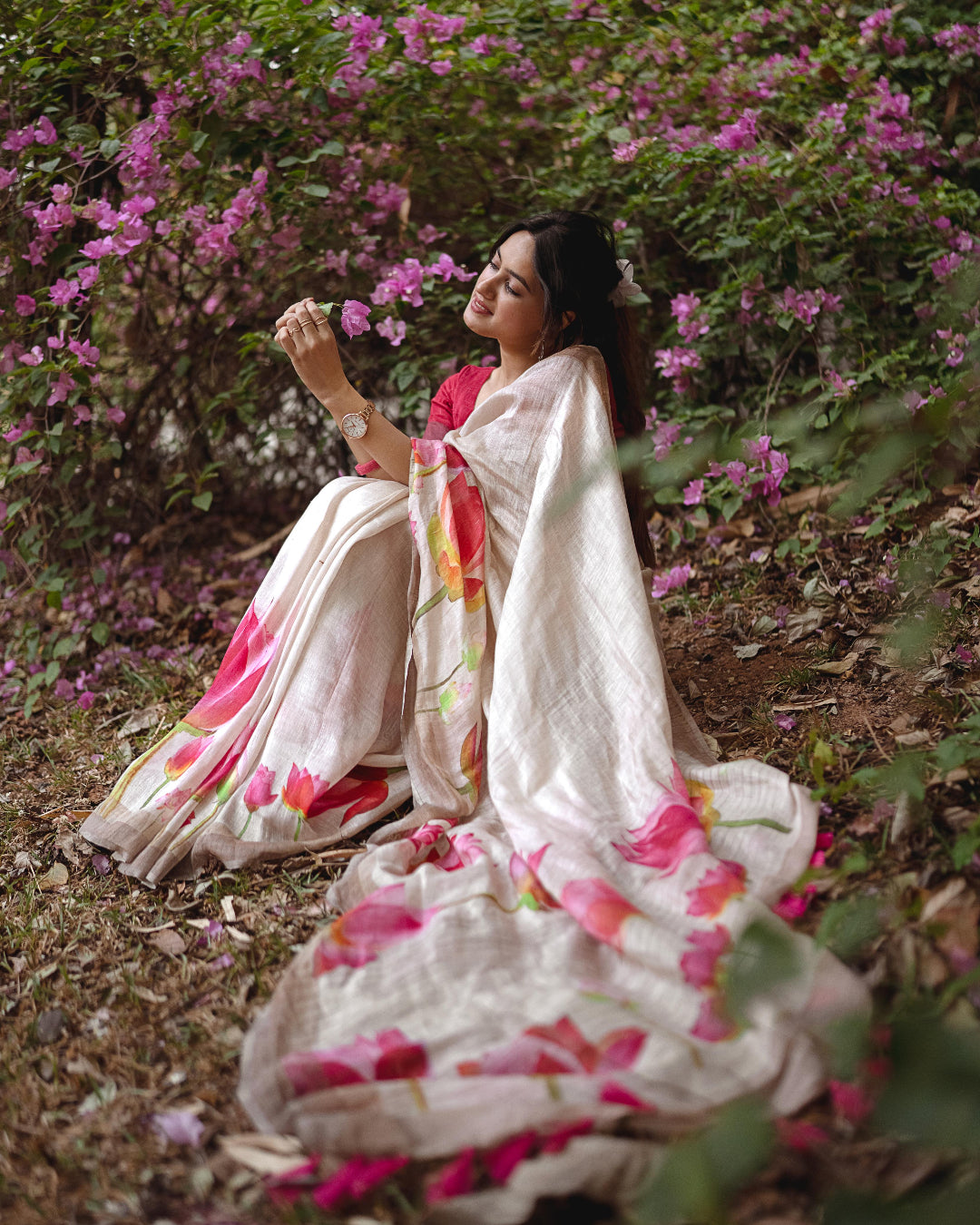 Senthmarai | Beige and Red Lotus Printed Linen Silk Saree