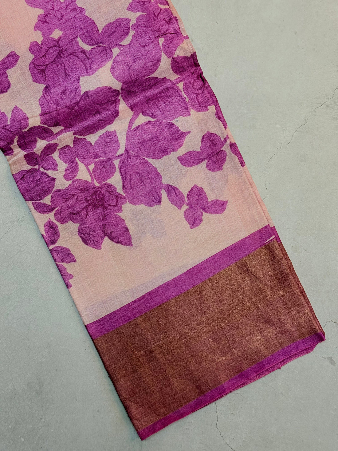 Yashna | Pink Floral Printed Tussar Silk Saree