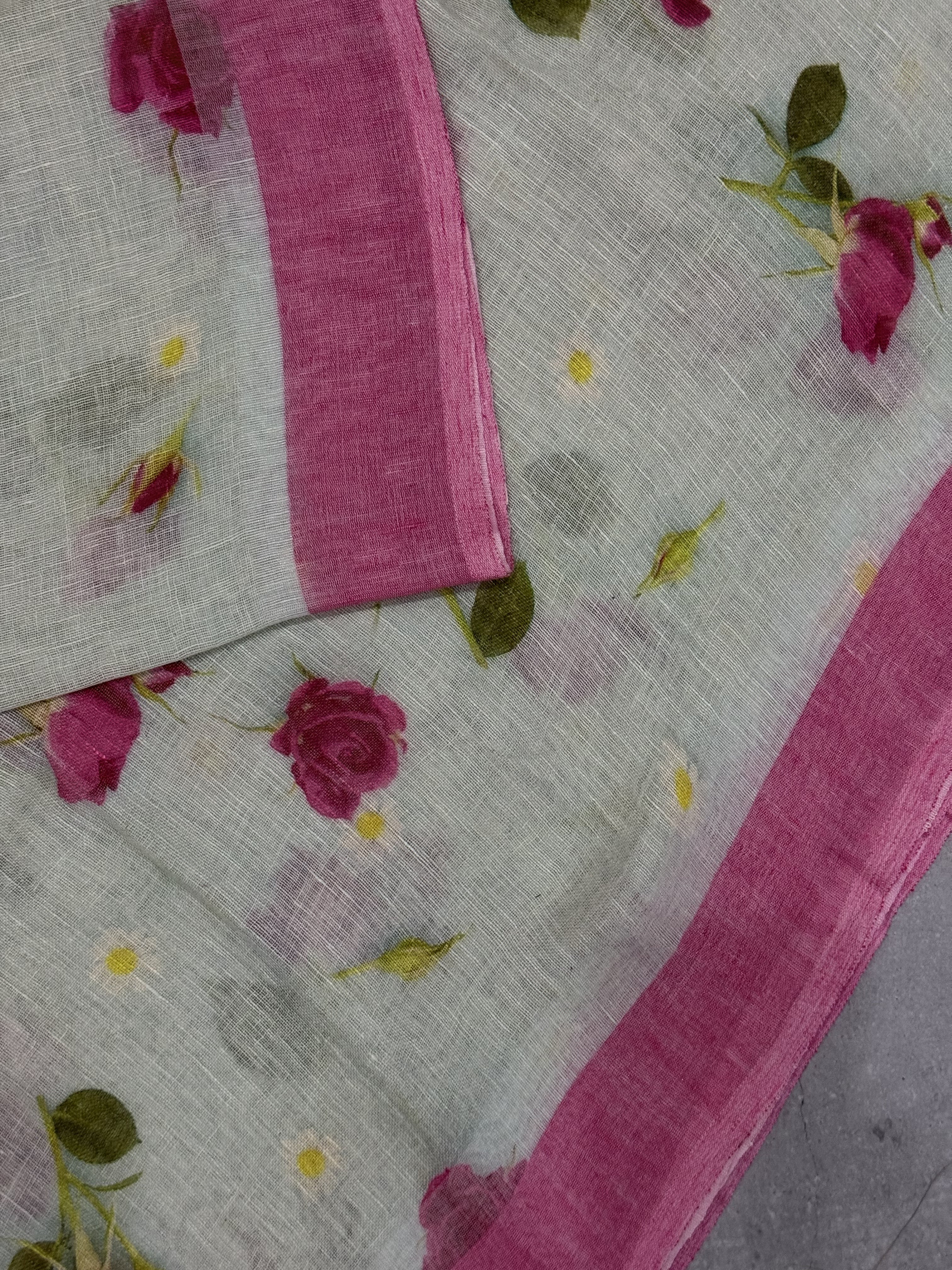Pranila | Blue and Pink Floral Printed Linen Saree