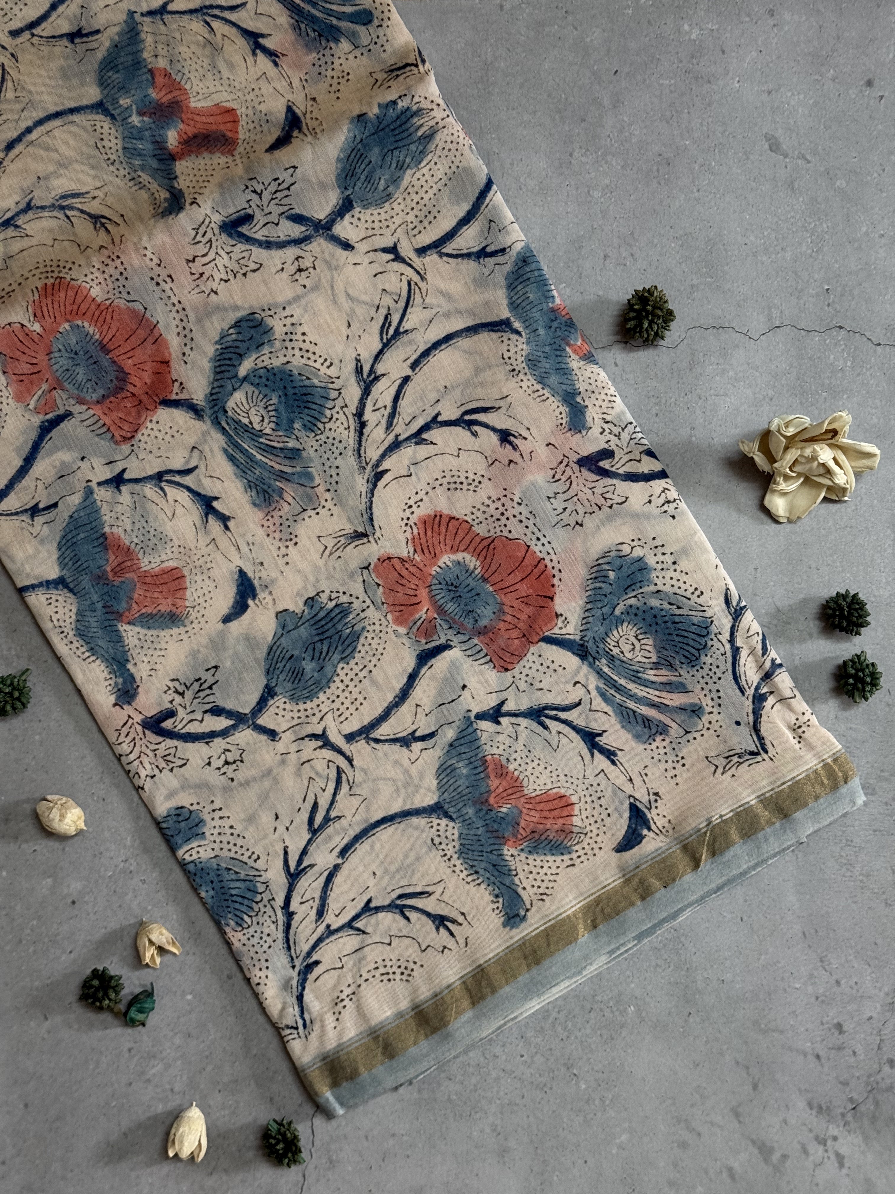 Vanya | Off White Block Printed Chanderi saree
